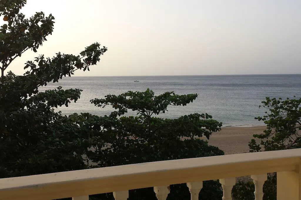 Ocean Front Two Bedroom Penthouse Sosúa República Dominicana